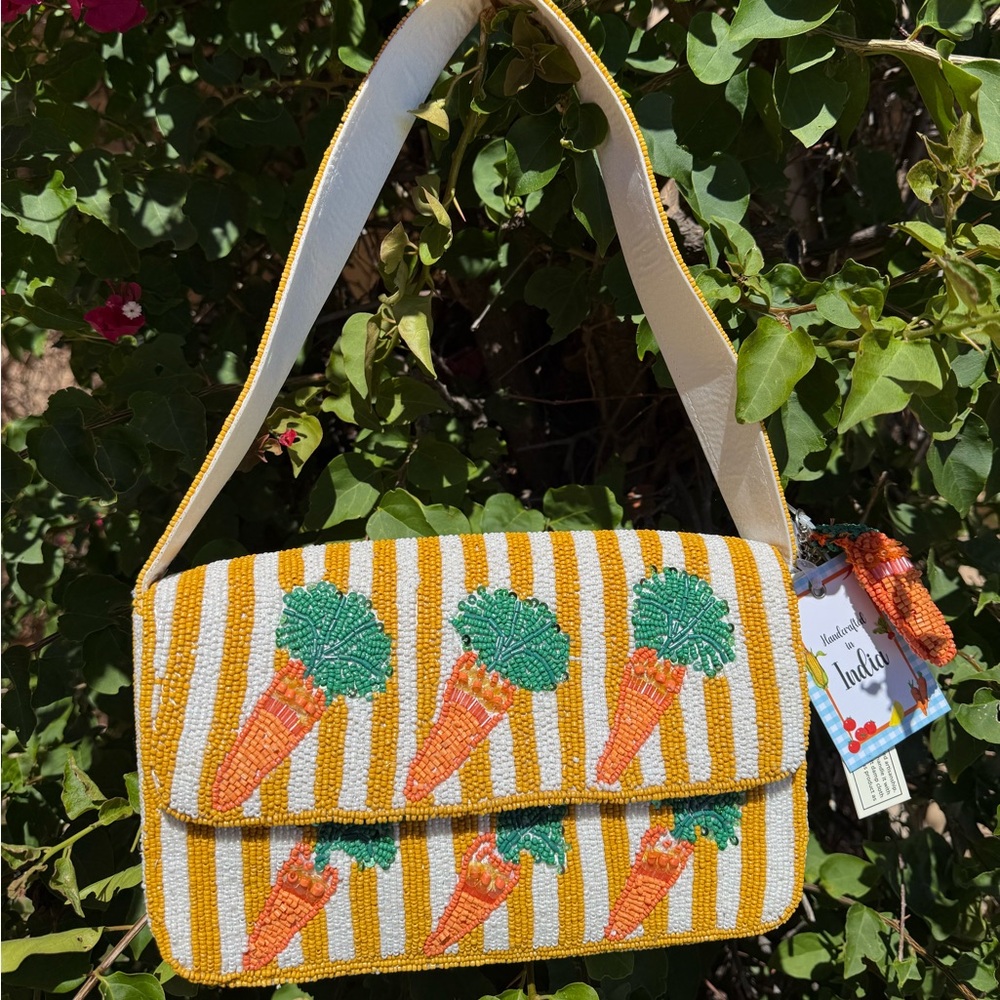 NWT Made in India Carrots Carrot Striped Easter Spring Summer Beaded Bag - Picture 1 of 4